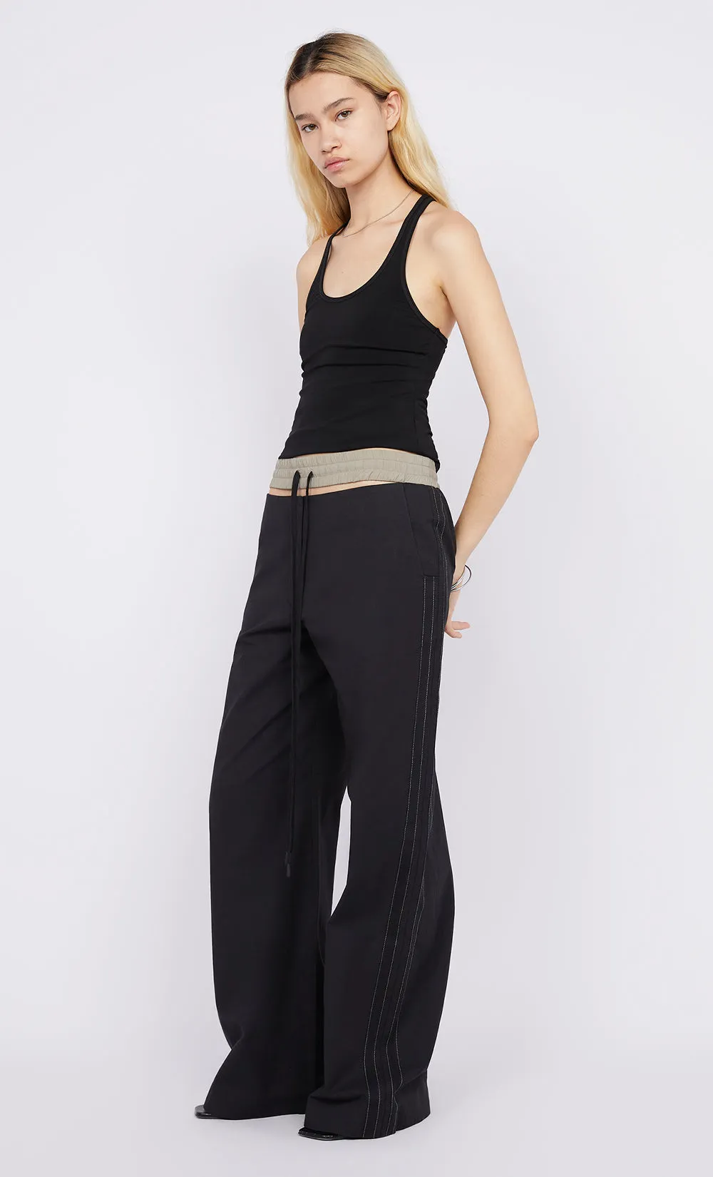 LEO CONTRAST PANT - BLACK/TAUPEE