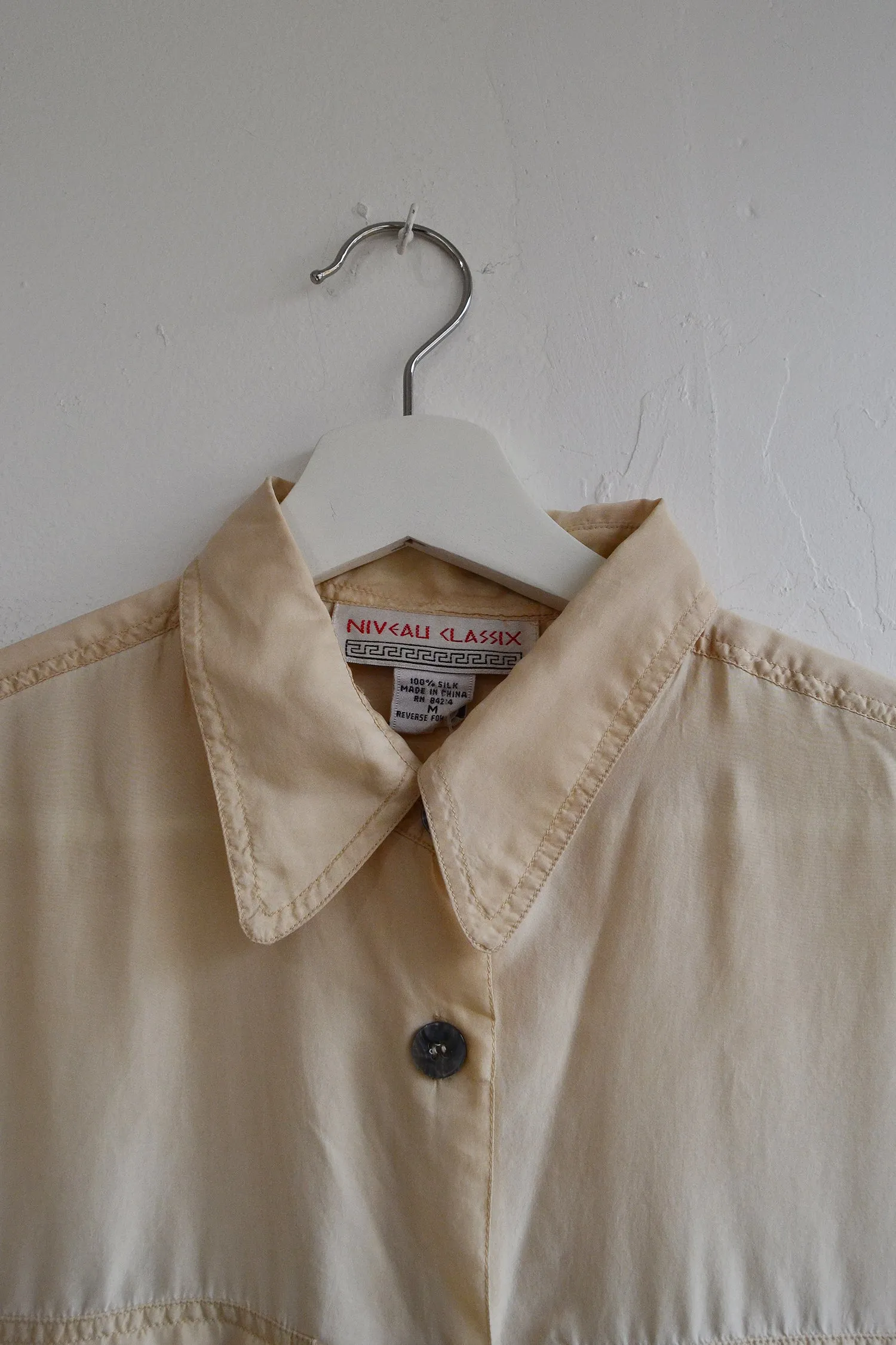 Light Tan Tissue Silk Blosue