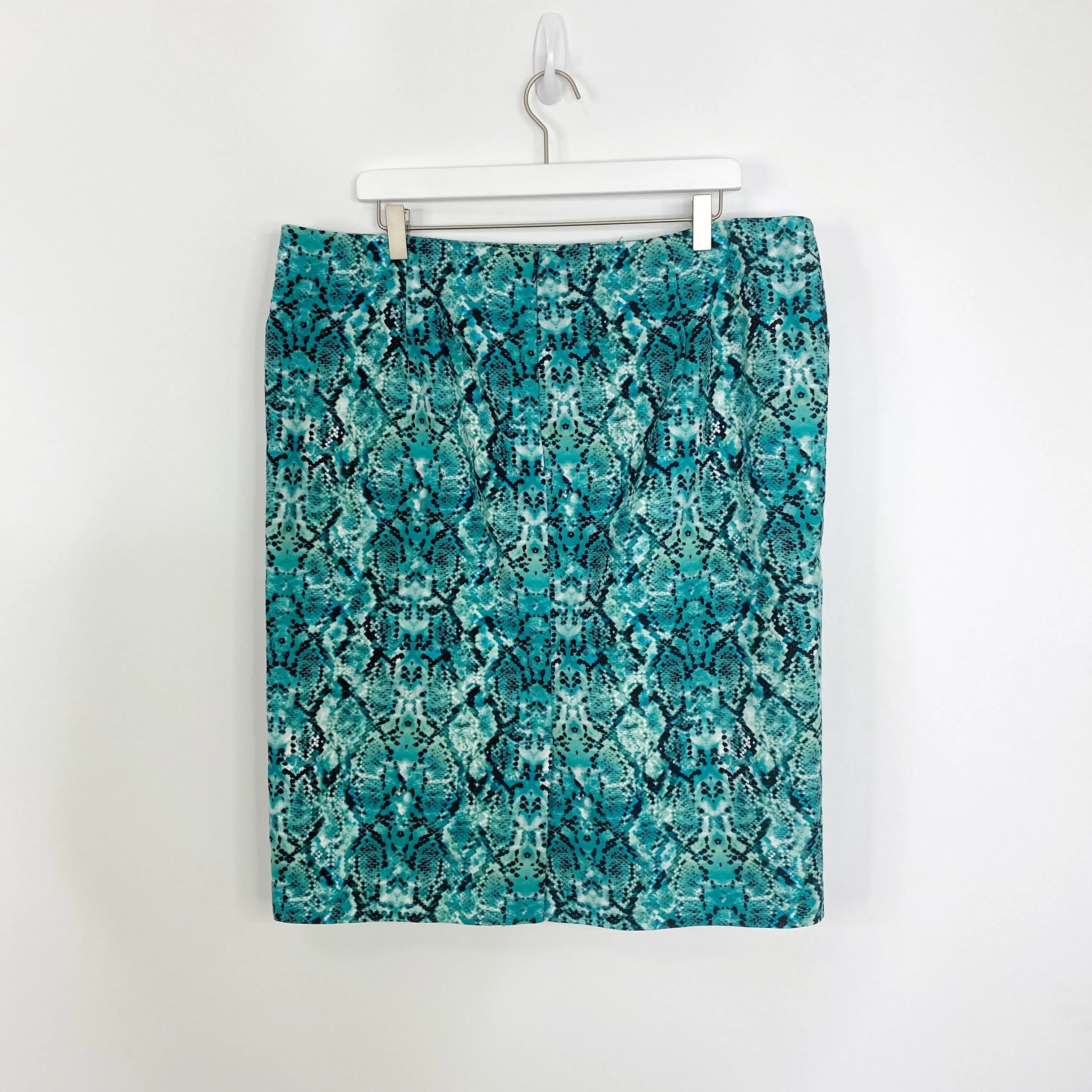 Liz Claiborne Teal Snakeskin Print Pencil Skirt
