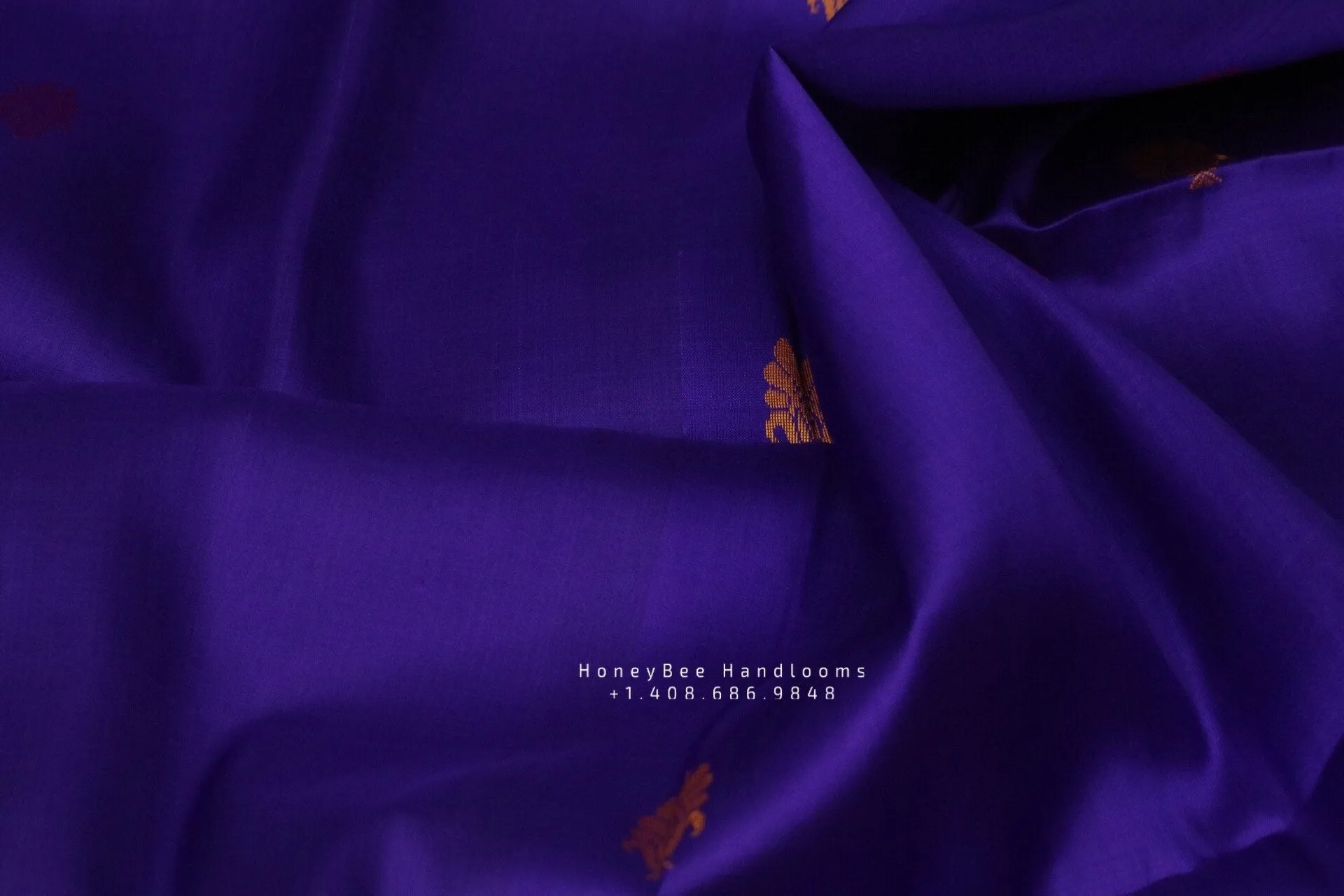 Lyte weight Pattu Sarees online,seemantham Sarees,Pure Silk Sarees,Kanjivaram Saree,kanchi pattu saree,Zari saree,gift saree mom saree