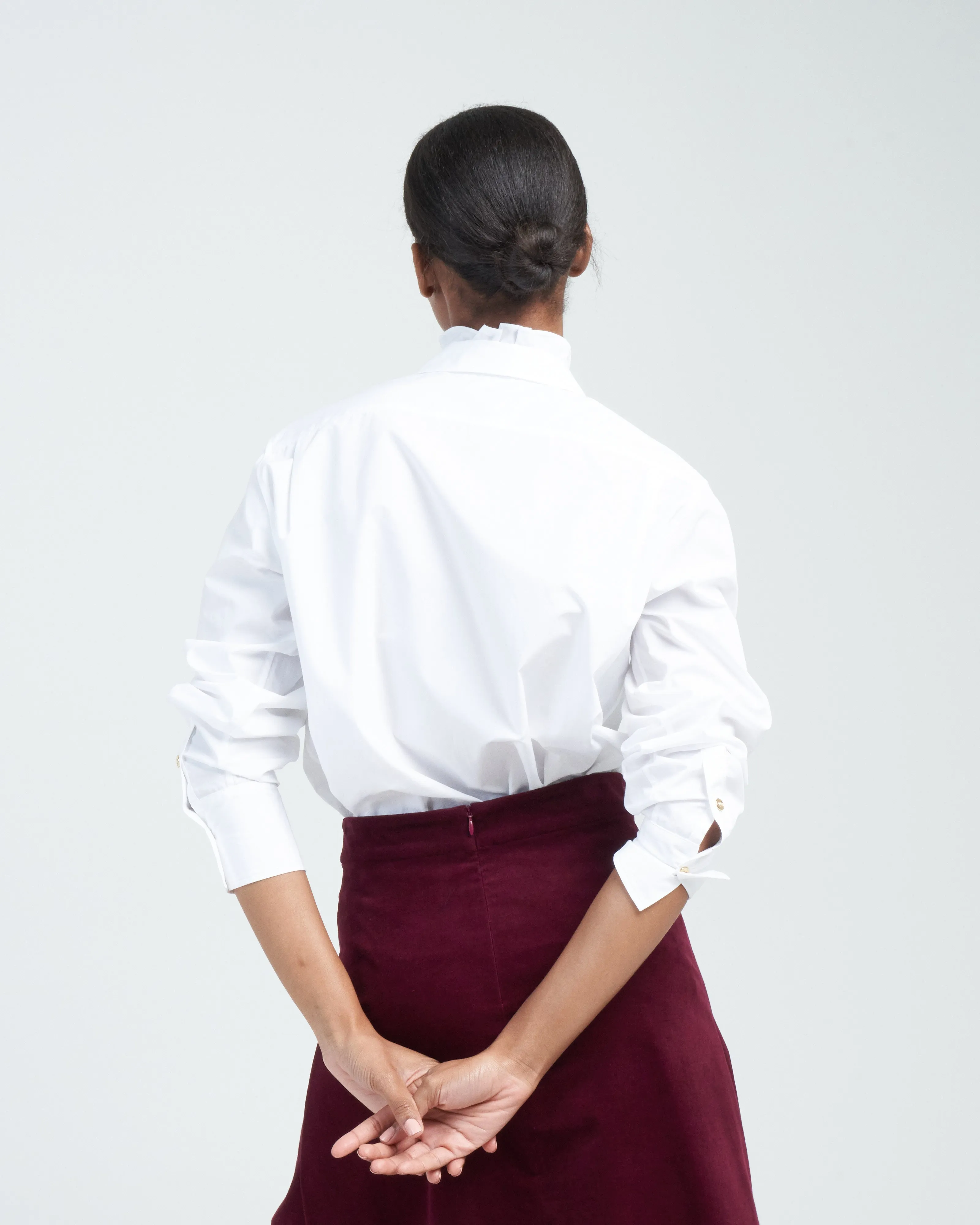 man's shirt w/ frill - white