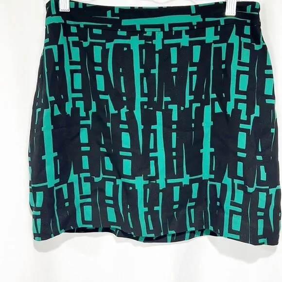 Milly New York Mini Skirt Pencil Skirt Geometric Black and Green size 10