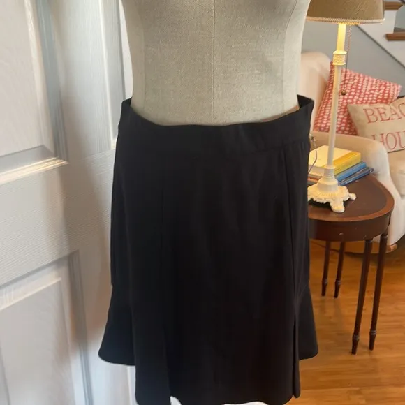 MSSP Max Studio specialty products black skirt