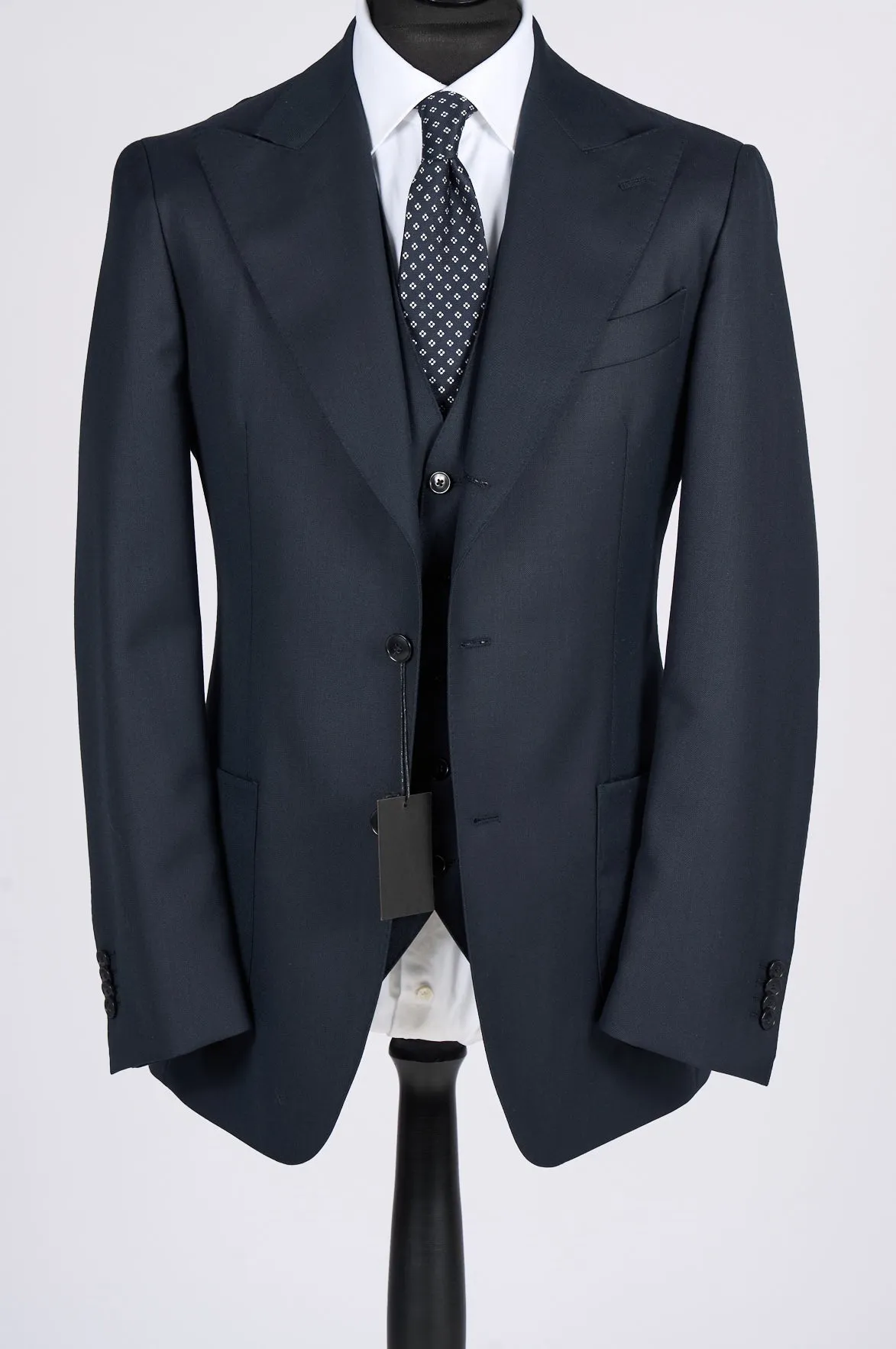 New SUITREVIEW Elmhurst Midnight Navy Pure Wool Super 120s Suit - Size 36S, 40R, 44R (Other Sizes Made To Order)