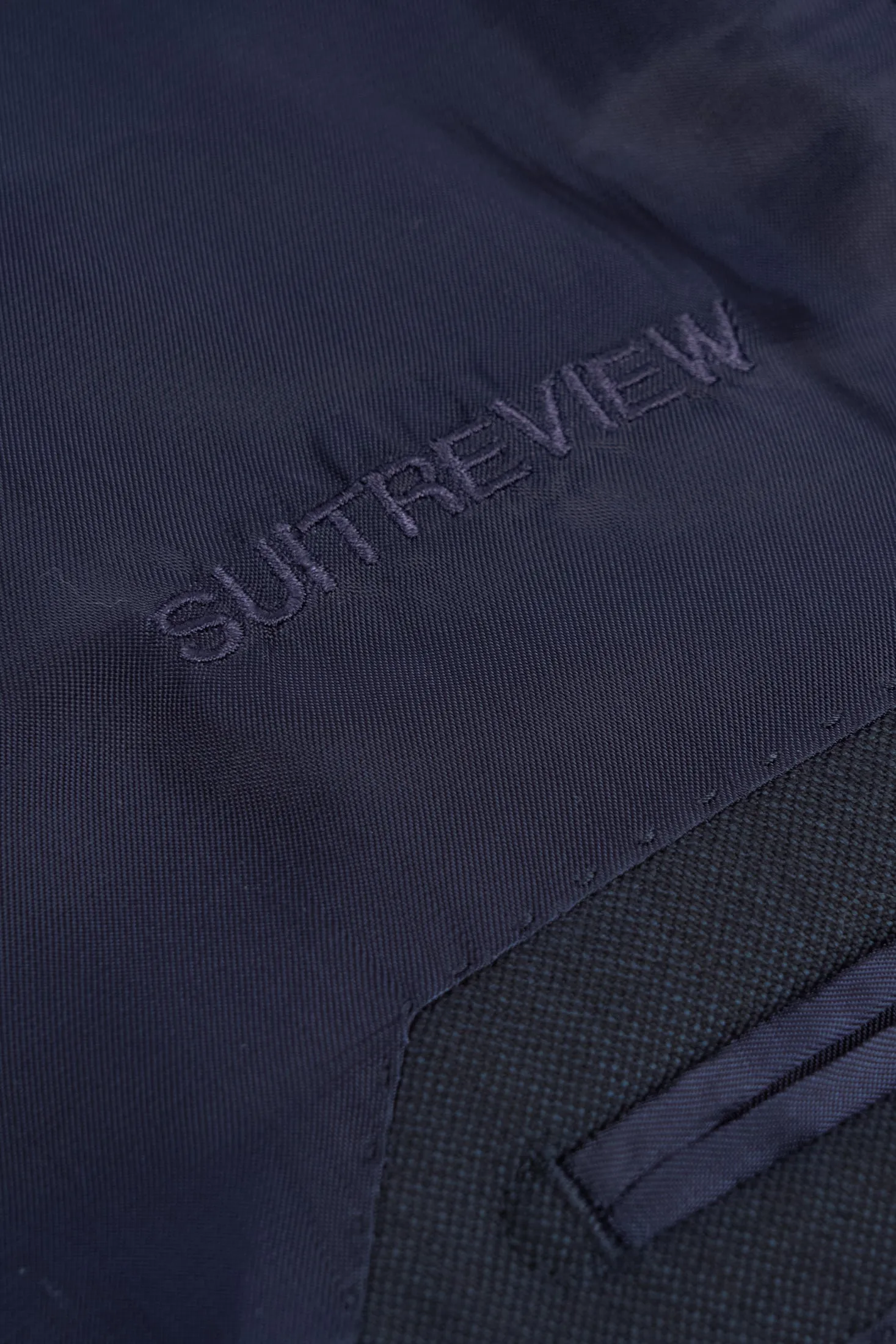 New SUITREVIEW Elmhurst Midnight Navy Pure Wool Super 120s Suit - Size 36S, 40R, 44R (Other Sizes Made To Order)