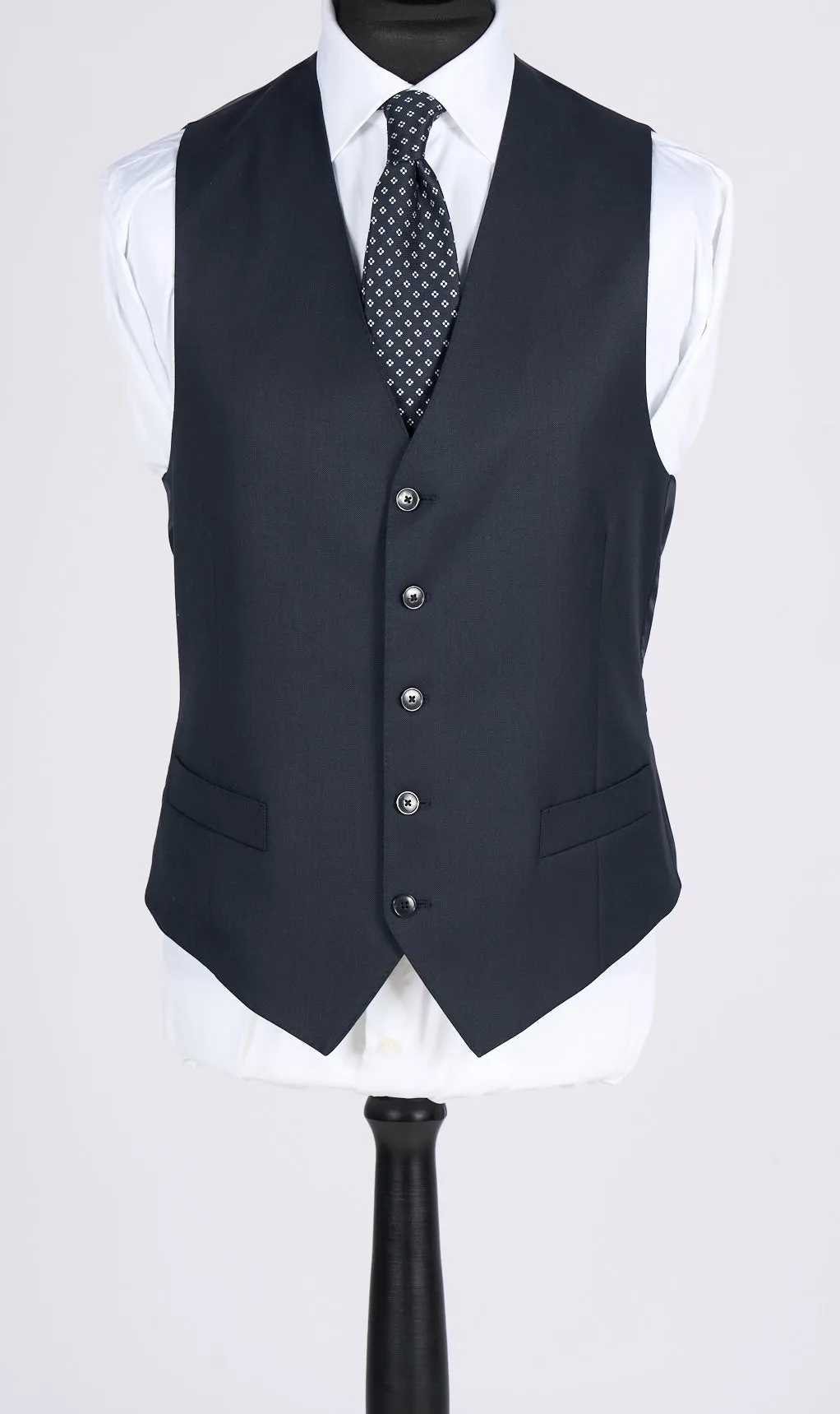 New SUITREVIEW Elmhurst Midnight Navy Pure Wool Super 120s Suit - Size 36S, 40R, 44R (Other Sizes Made To Order)