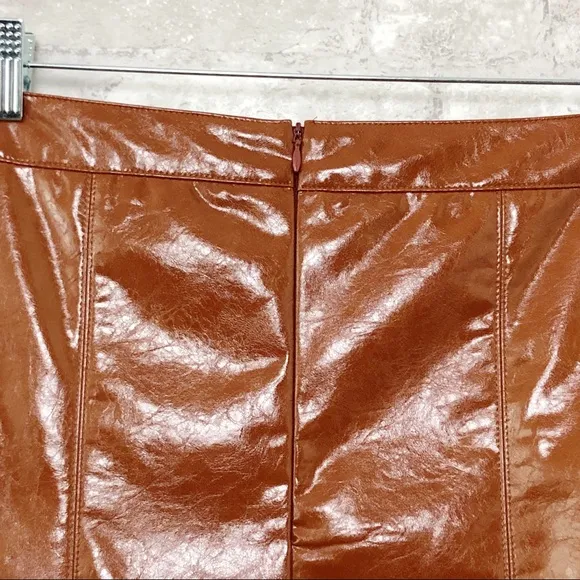 NWOT BISHOP   YOUNG Brown Vegan Faux Leather Pencil Skirt Size Small