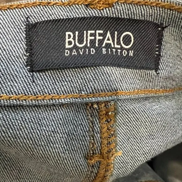 NWT Buffalo David Bitton Floral Embroidered Jean High Rise Skirt, Size 30