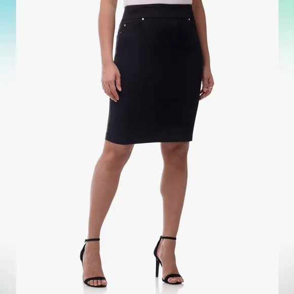 NWT Rekucci Ease Into Comfort Pull-On Stretch Black Denim Skirt Size 10
