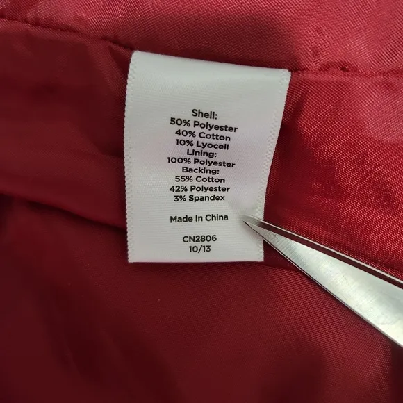 NWT Talbots Size 6 Pencil Skirt Red &amp; White Crochet Floral Overlay Red Lined
