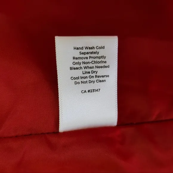NWT Talbots Size 6 Pencil Skirt Red &amp; White Crochet Floral Overlay Red Lined