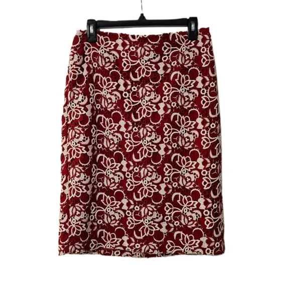 NWT Talbots Size 6 Pencil Skirt Red &amp; White Crochet Floral Overlay Red Lined