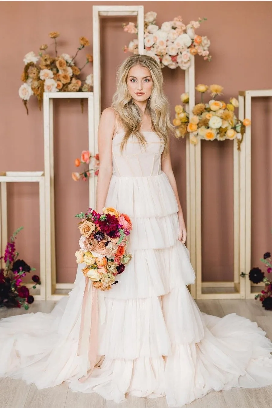 Pale Blush Pink Wedding Dresses with Tulle Tiered Skirt