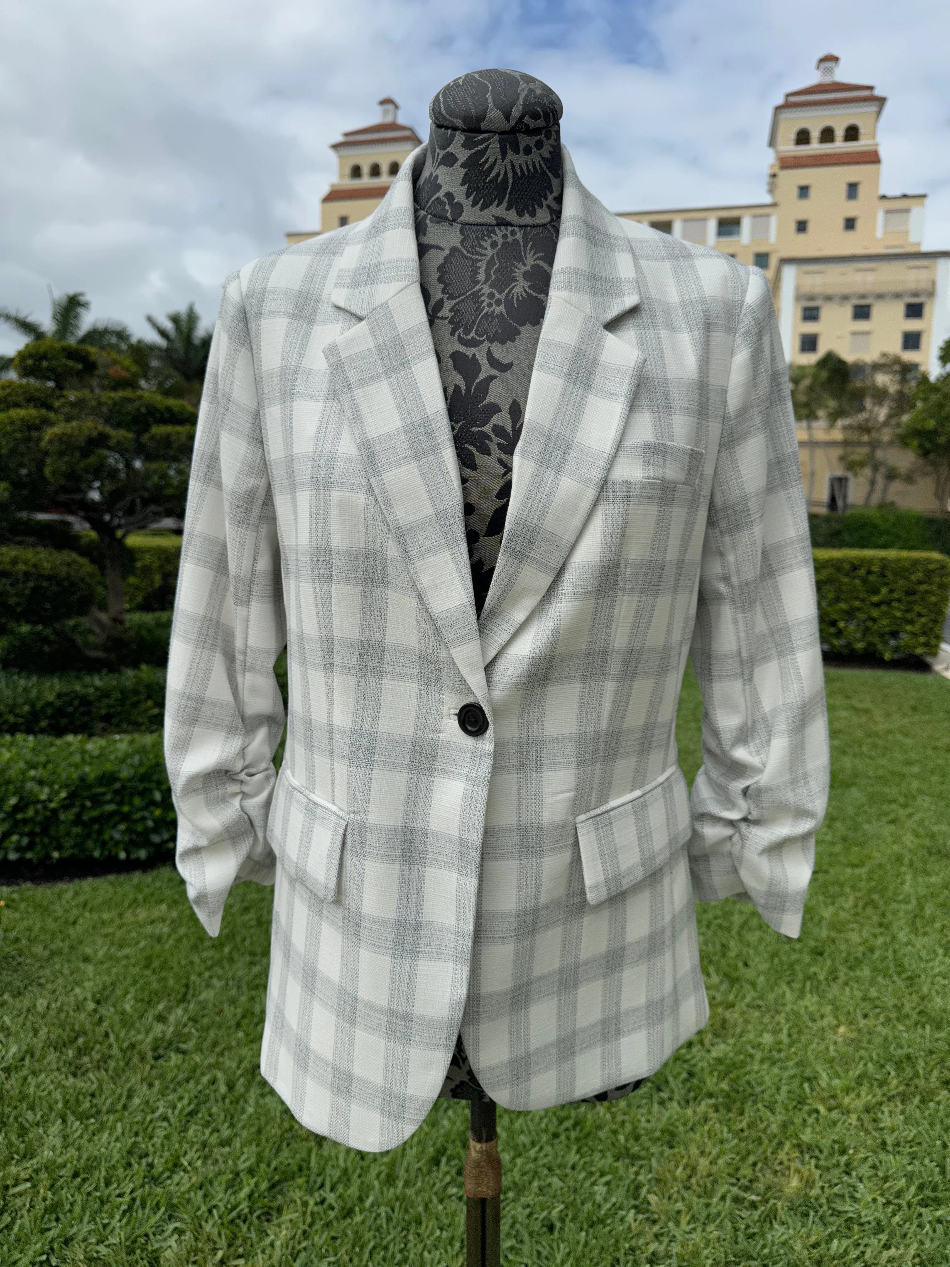 Peace of Cloth Blazer in Grey and White