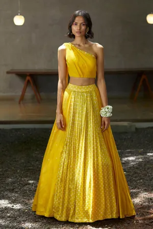 Pooja Lehenga