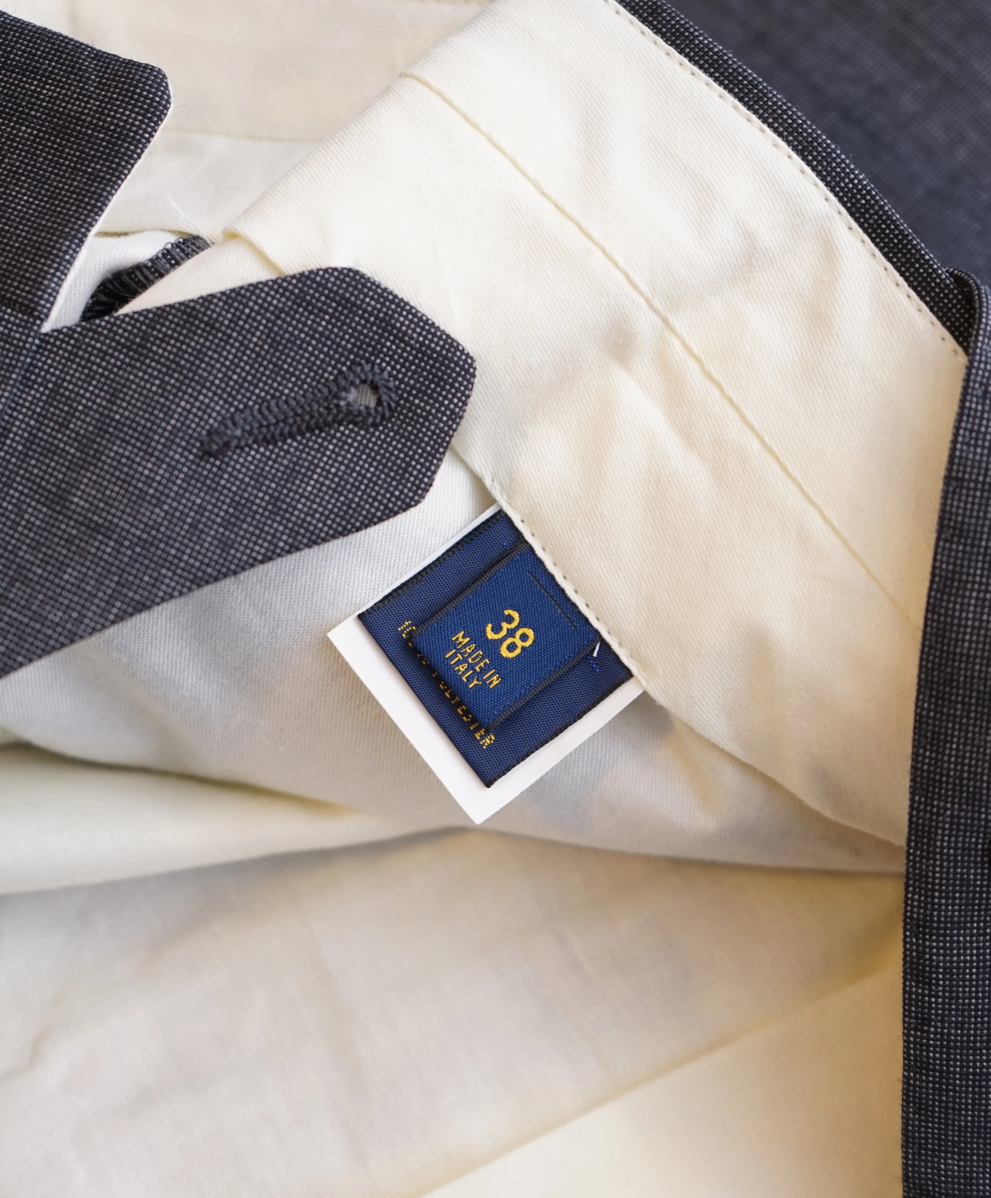 RALPH LAUREN BLUE LABEL "POLO" - Gray Wool Suit W Side Tabs - 42R 38W