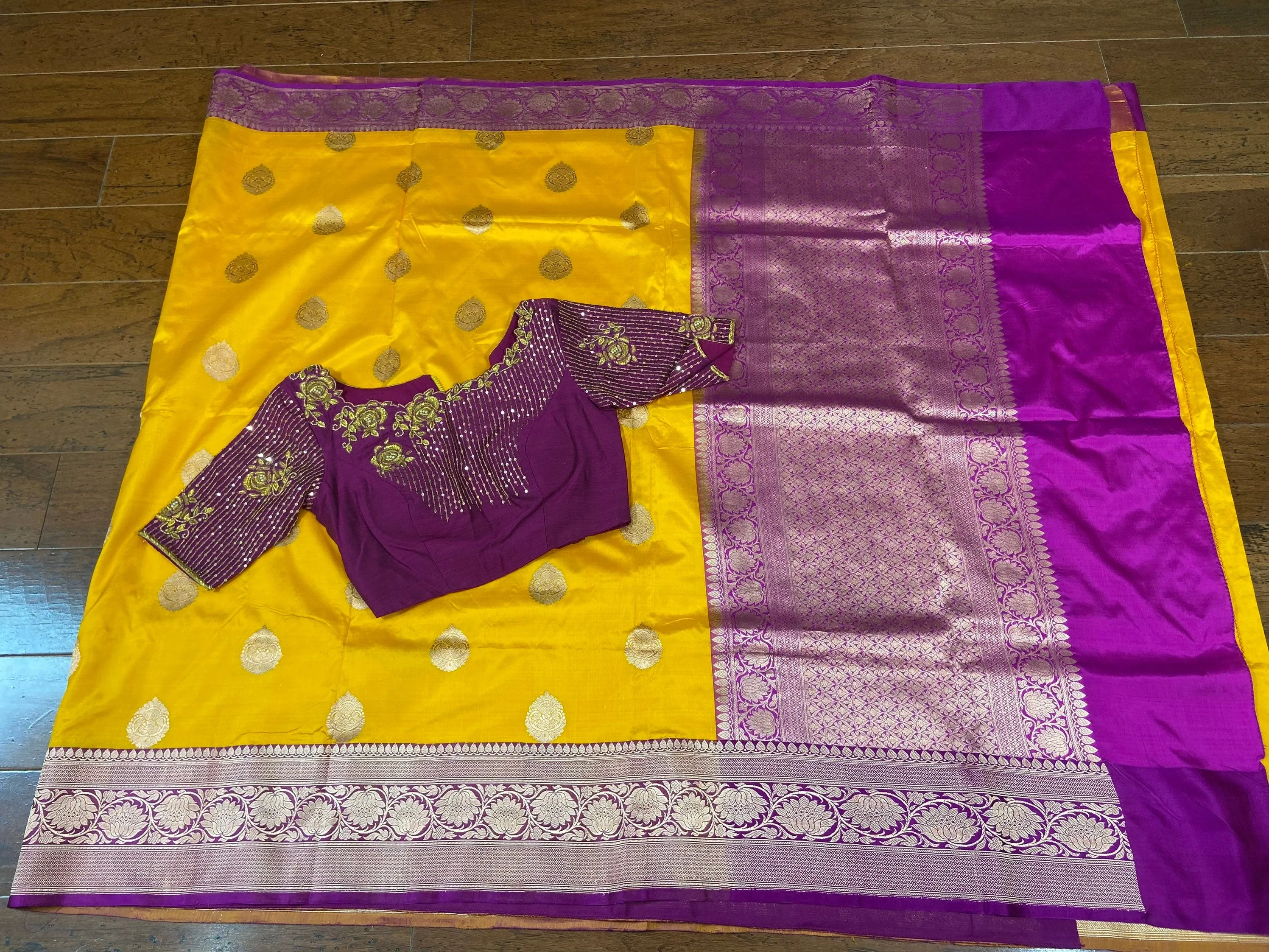 Raw mango saree inspired,Lyte weight Sarees online,South Indian Sarees,Pure Banaras Sarees,Saree Blouse, handloom saree,yellow saree NIHIRA