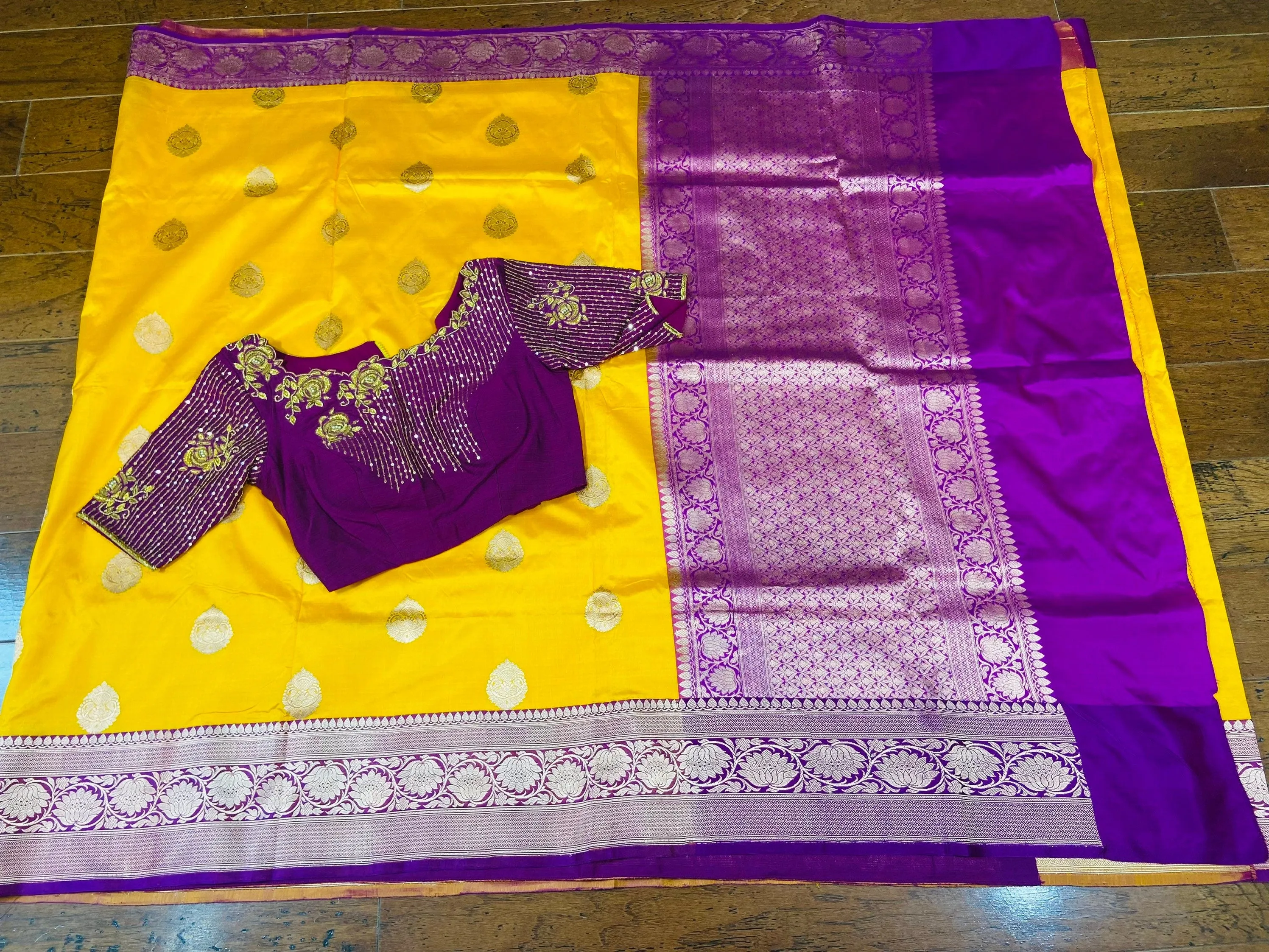 Raw mango saree inspired,Lyte weight Sarees online,South Indian Sarees,Pure Banaras Sarees,Saree Blouse, handloom saree,yellow saree NIHIRA