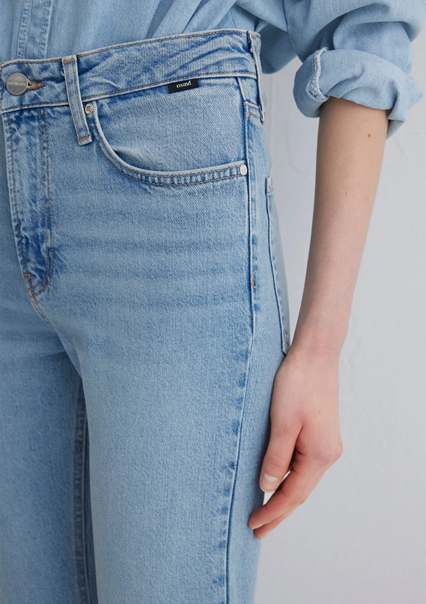 Rockstar Shaded Blue Icon Denim Jean Pants