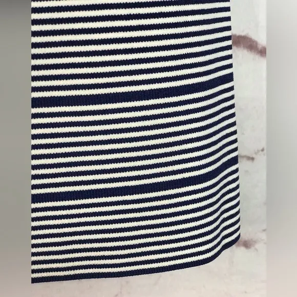 ROMEO   JULIET COUTURE Knit Navy &amp; White Horizontal Stripes Pencil Skirt Size M