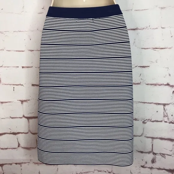 ROMEO   JULIET COUTURE Knit Navy &amp; White Horizontal Stripes Pencil Skirt Size M