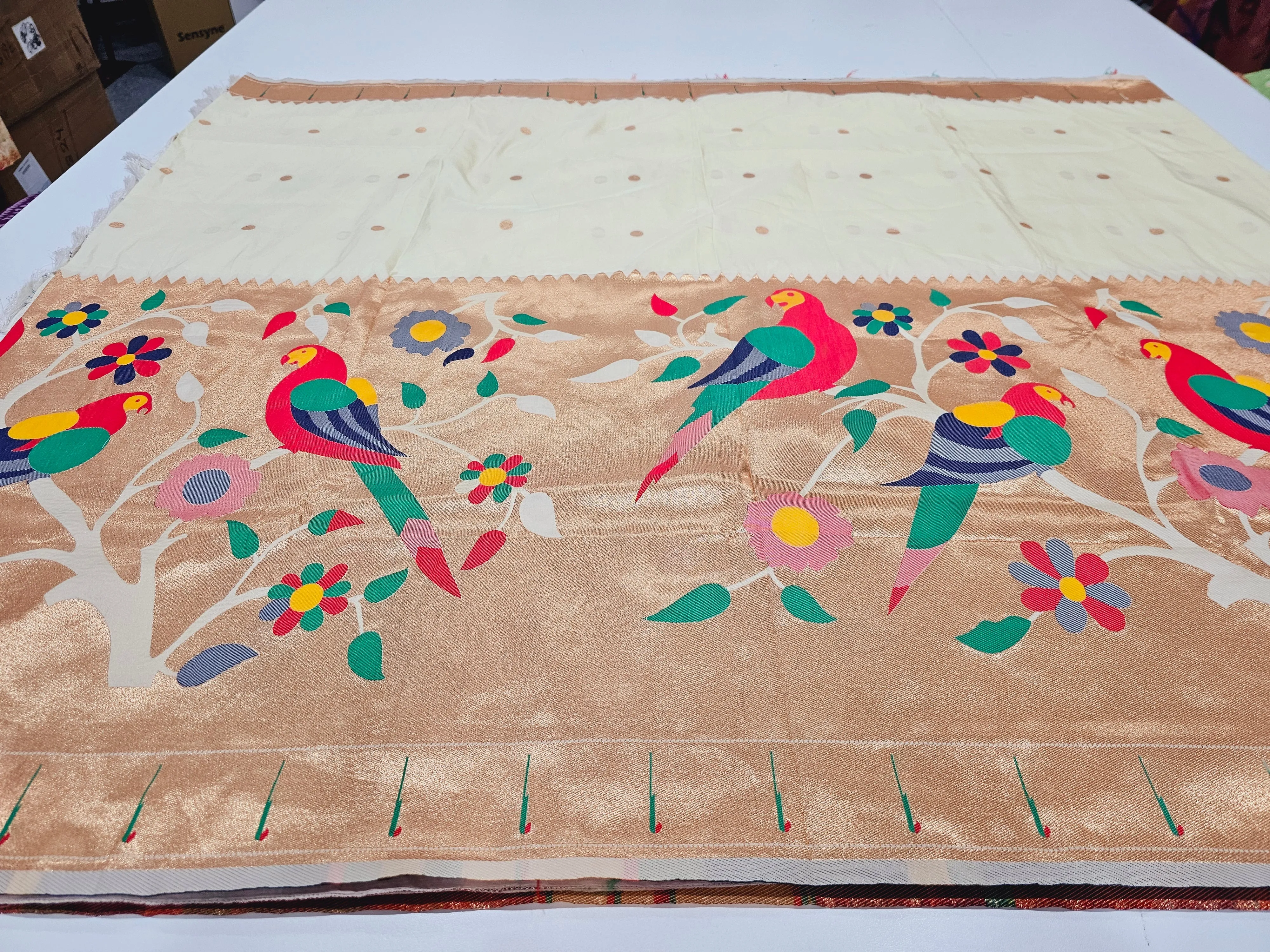 Semi Banaras Paithani saree