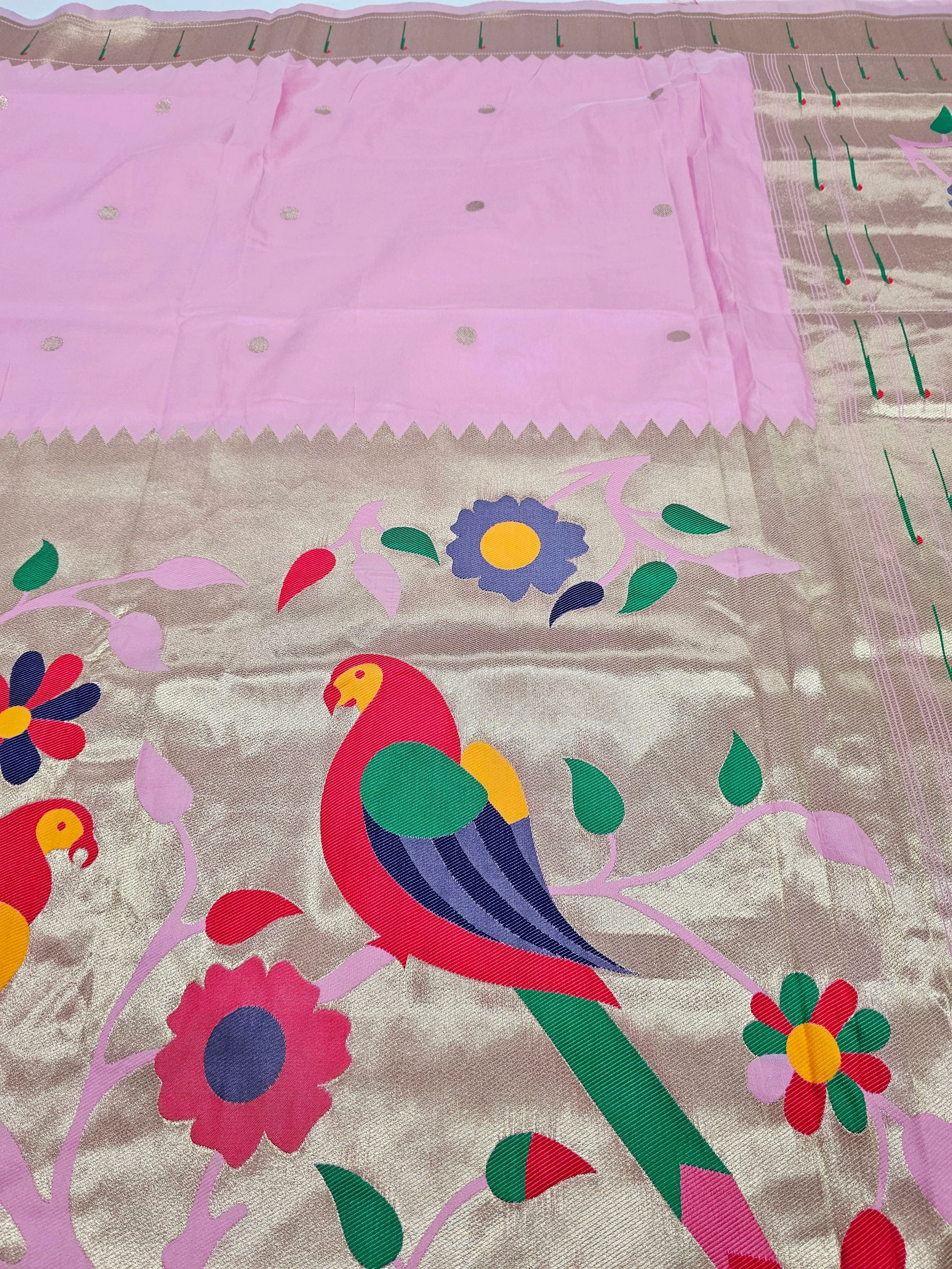Semi Banaras Paithani saree
