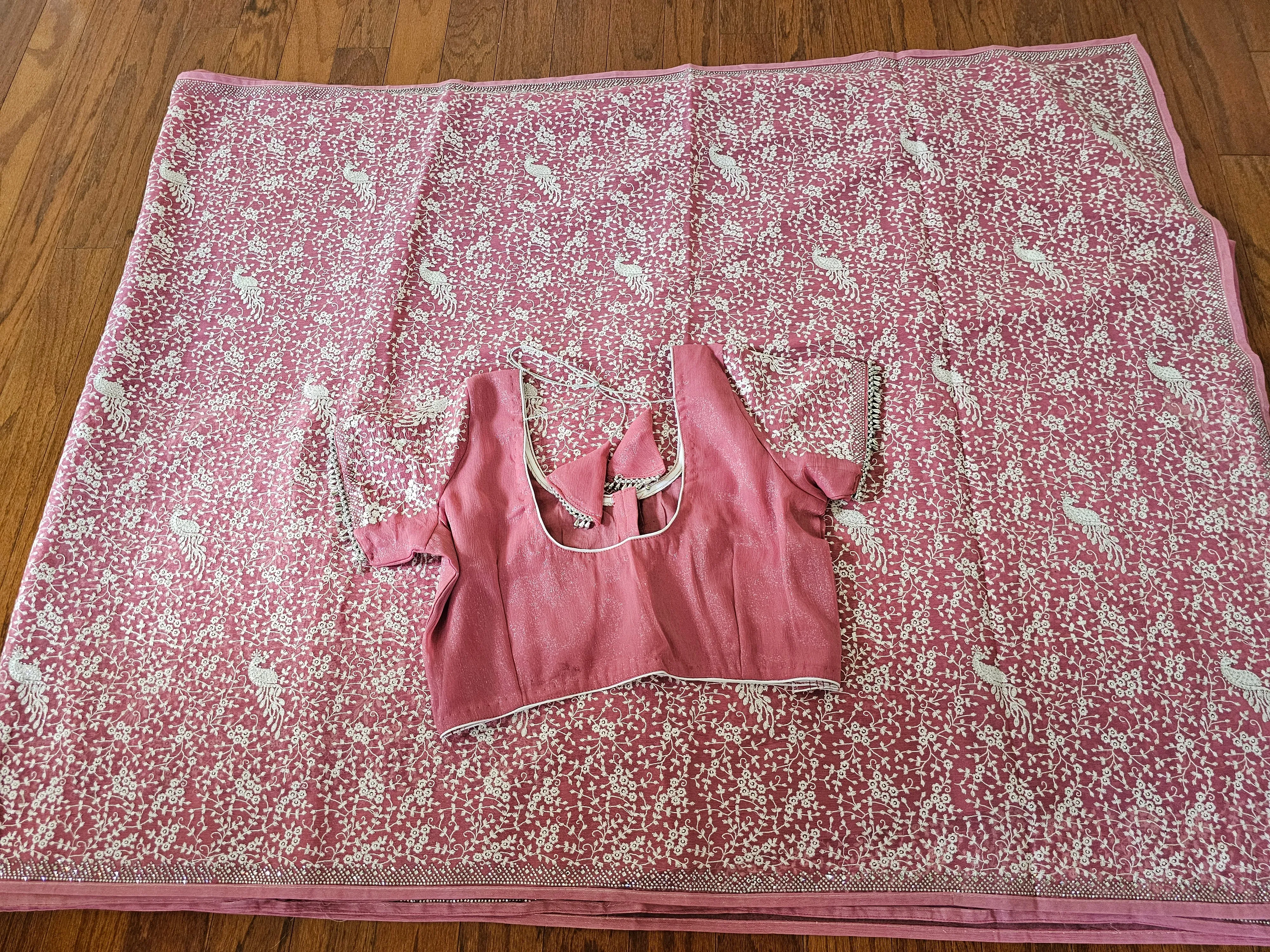 Shimmer georgette Lucknowi Saree