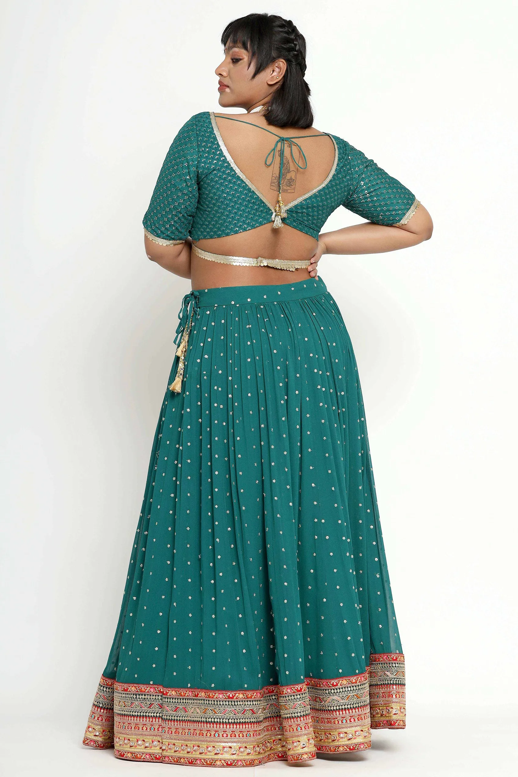 Simran Lehenga