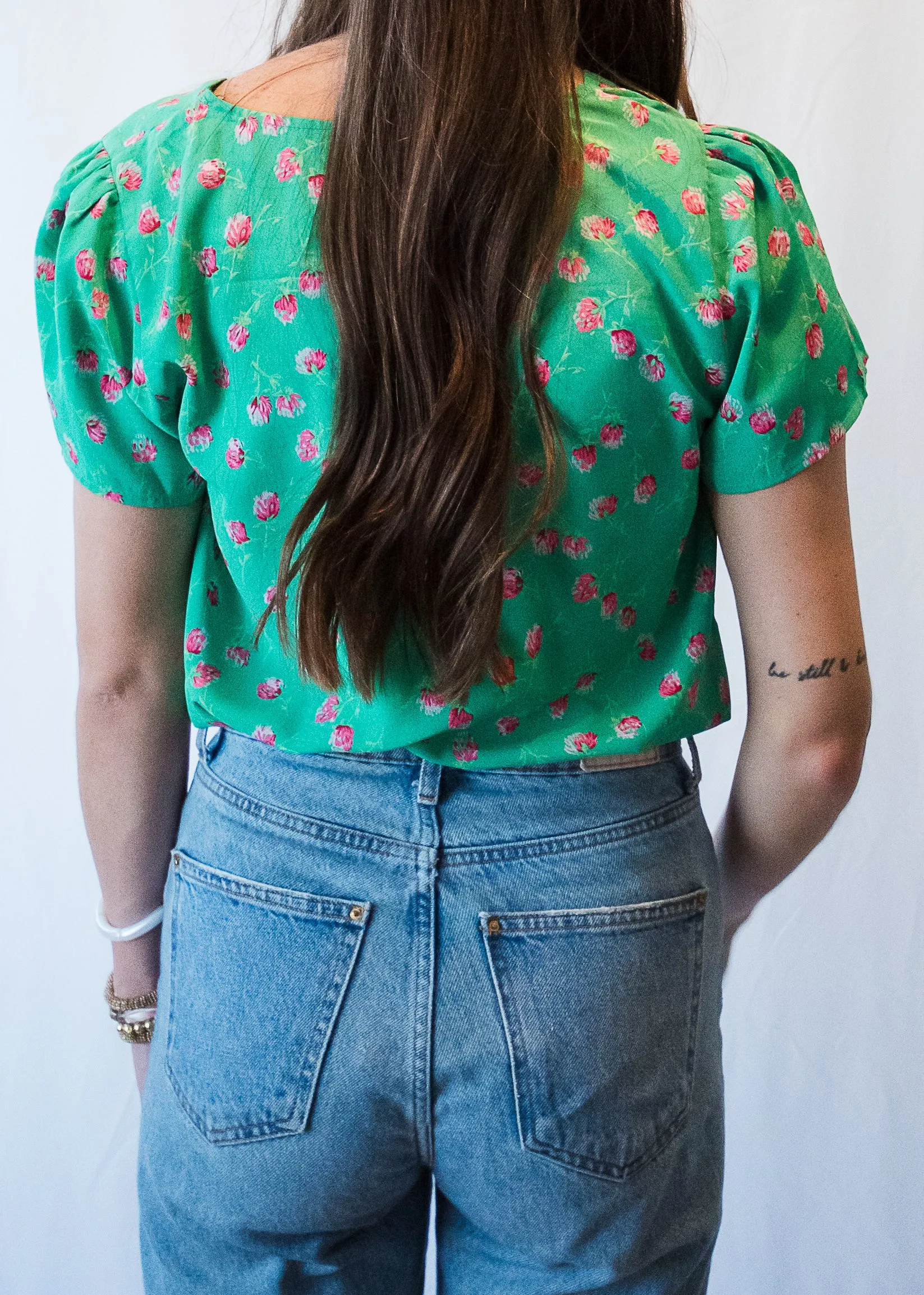 Sunshine & Scallops Kelly Green Blouse