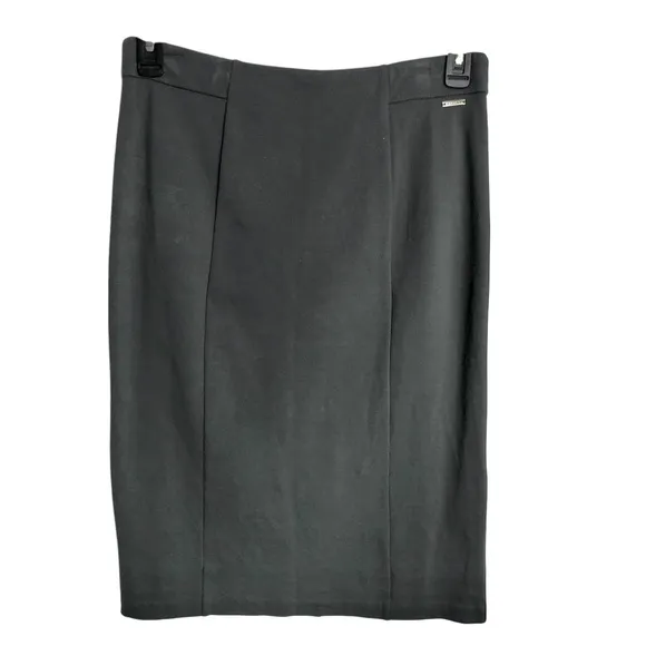 T Tahari Grey Tummy Control Pull On Pencil Skirt M