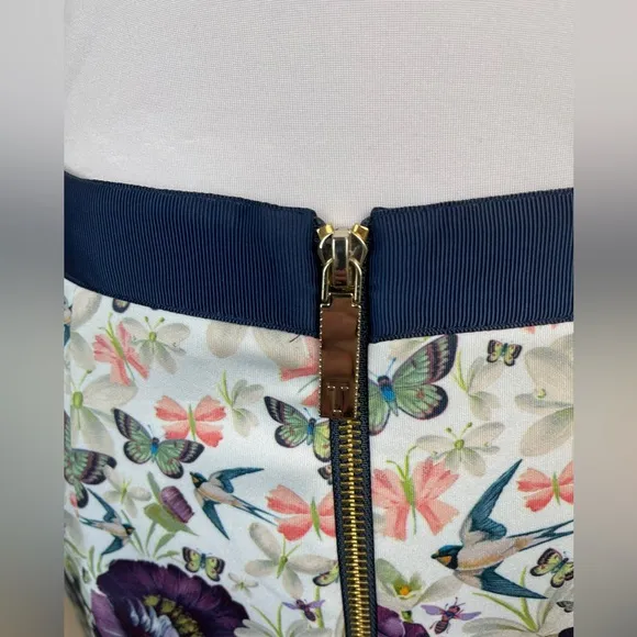 Ted Baker Entangled Enchanted navy floral pencil skirt Size 2 EUC