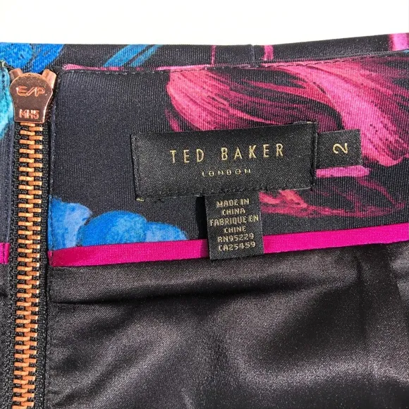 TED BAKER London Dabah Pencil skirt women size 2 US Small 4-6 Dark Floral Print