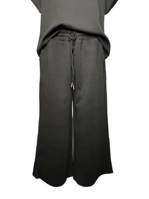 Textured Straight Leg Crop Pant Black