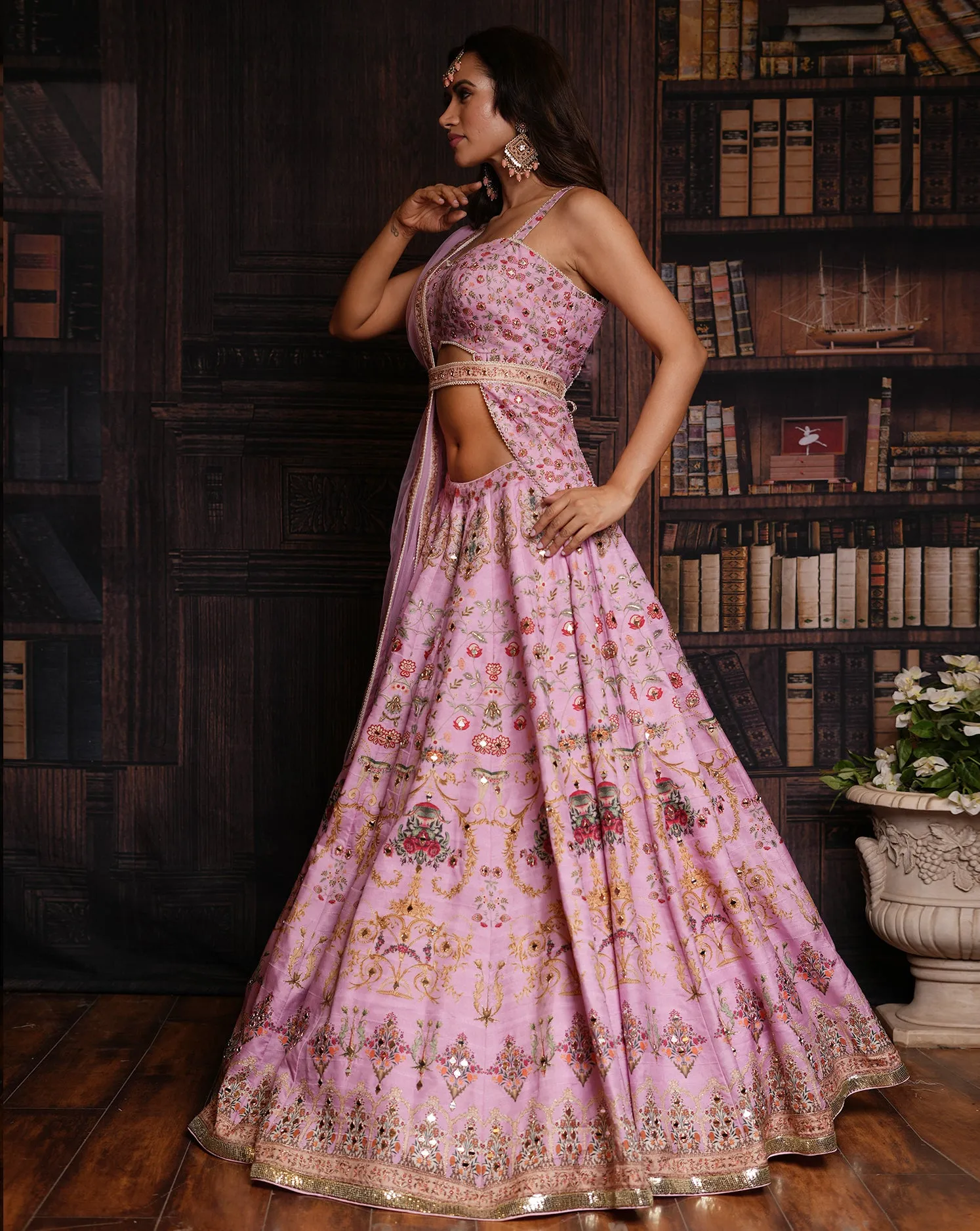 The Embroidered Lilac Paradise