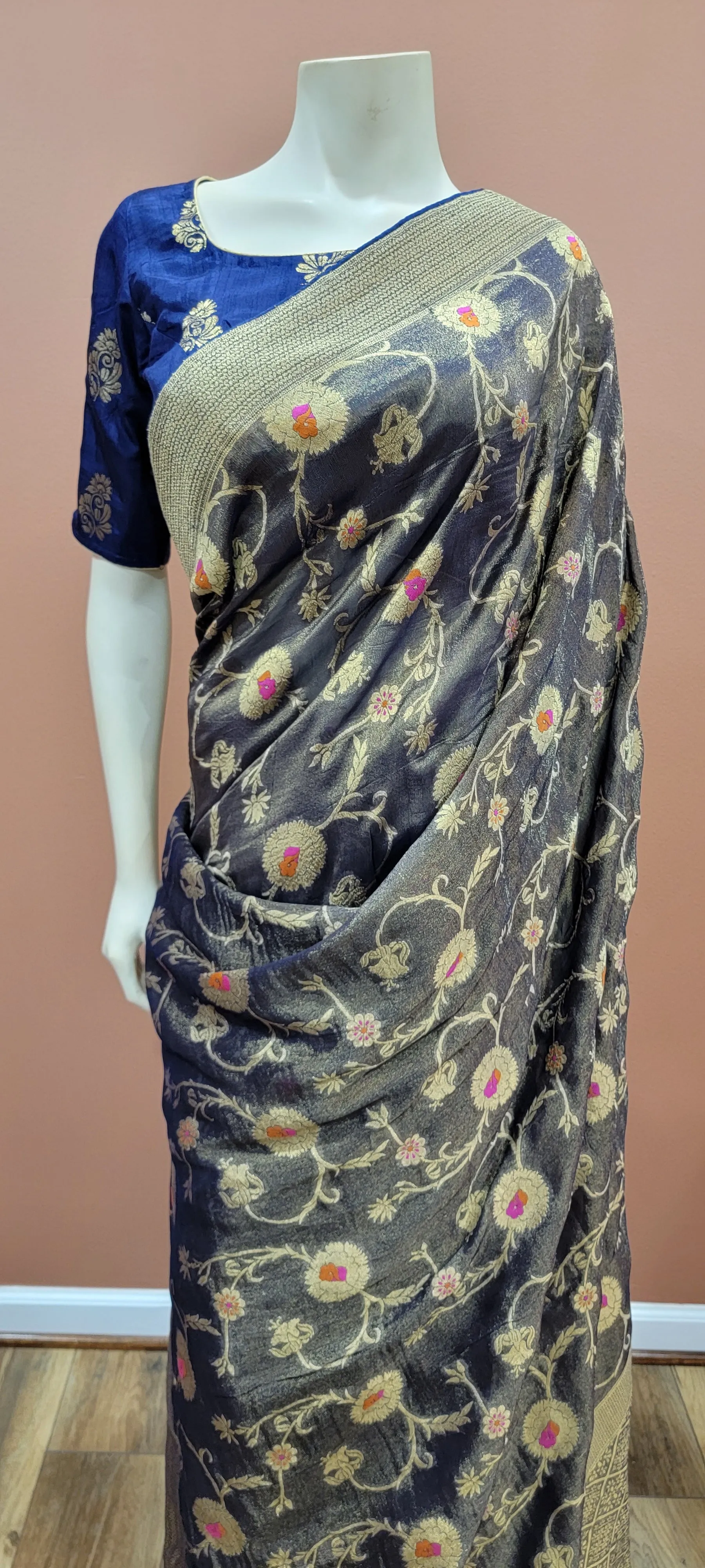 Tissue Munga Silk saree w/ Blouse in Blue