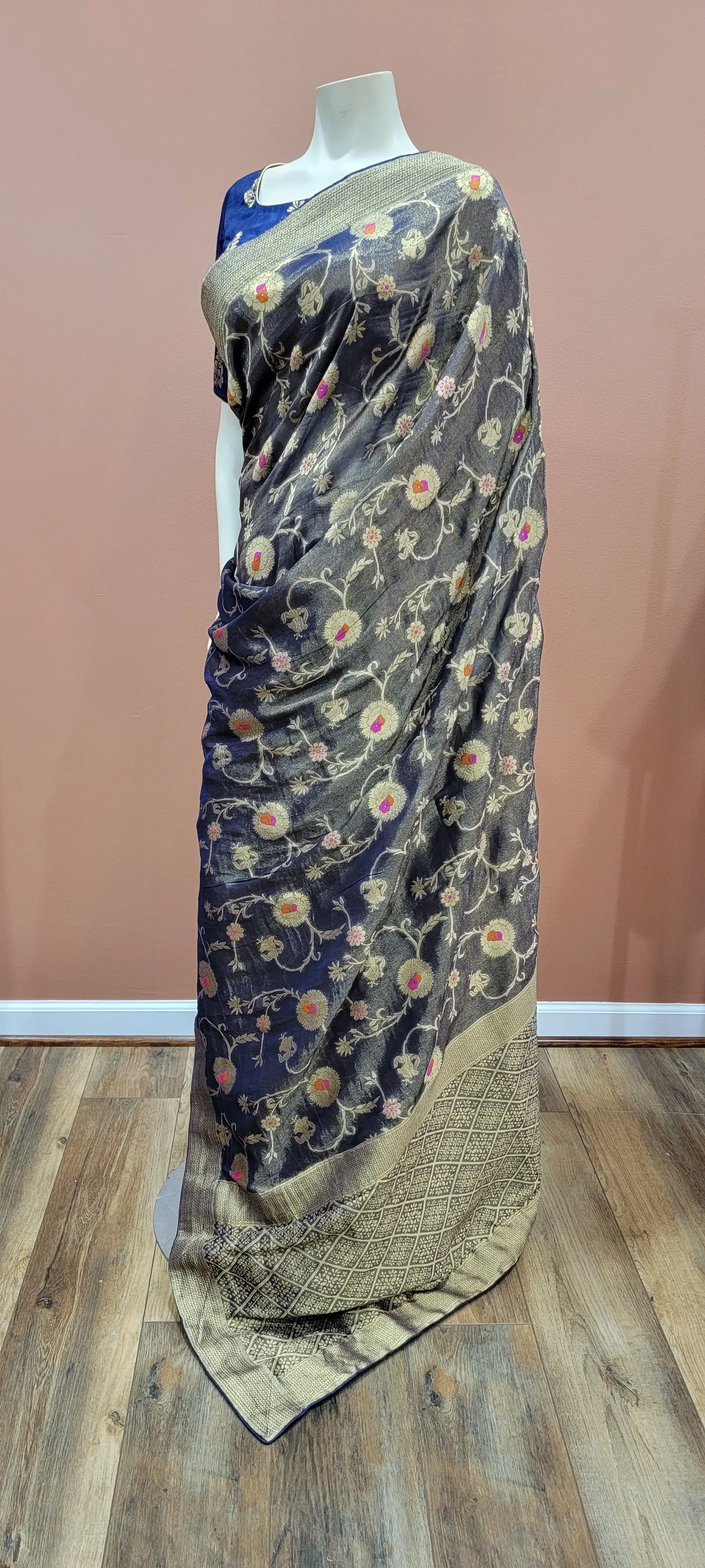 Tissue Munga Silk saree w/ Blouse in Blue