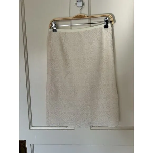 Tory Burch Floral Embroidered Pencil Skirt Womens Size 4 Ivory Romantic Scallop