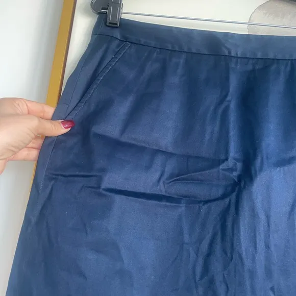 Tory Burch navy blue knee length career skirt| size 8 | Tory Burch casual skirt