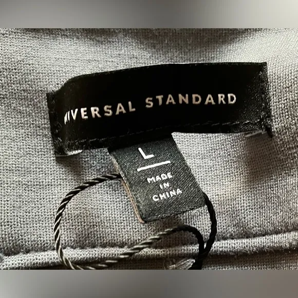 Universal Standard - Ponte Pencil Skirt