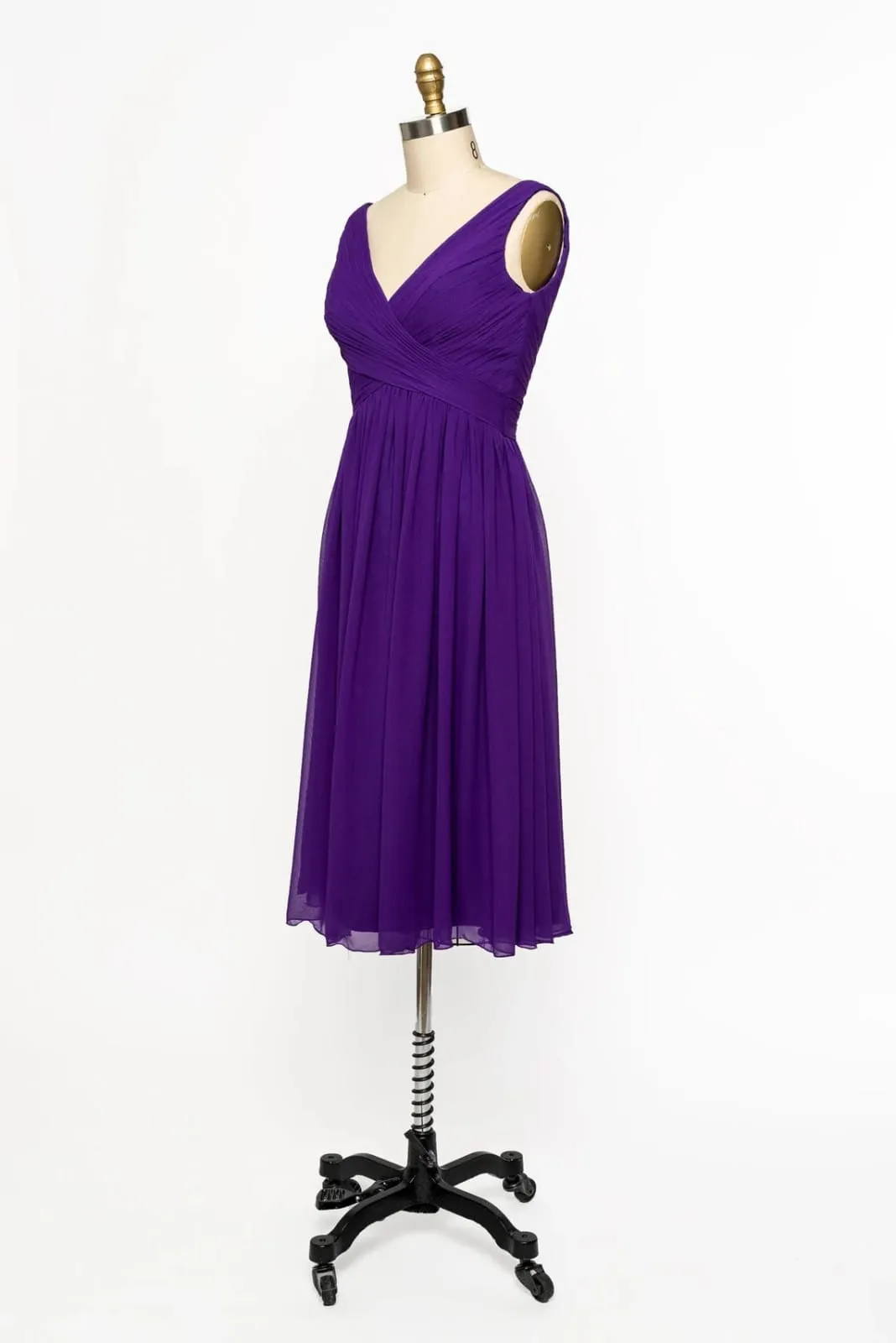 V Neck Sleeveless Crisscross Short Purple Chiffon Bridesmaid Dress