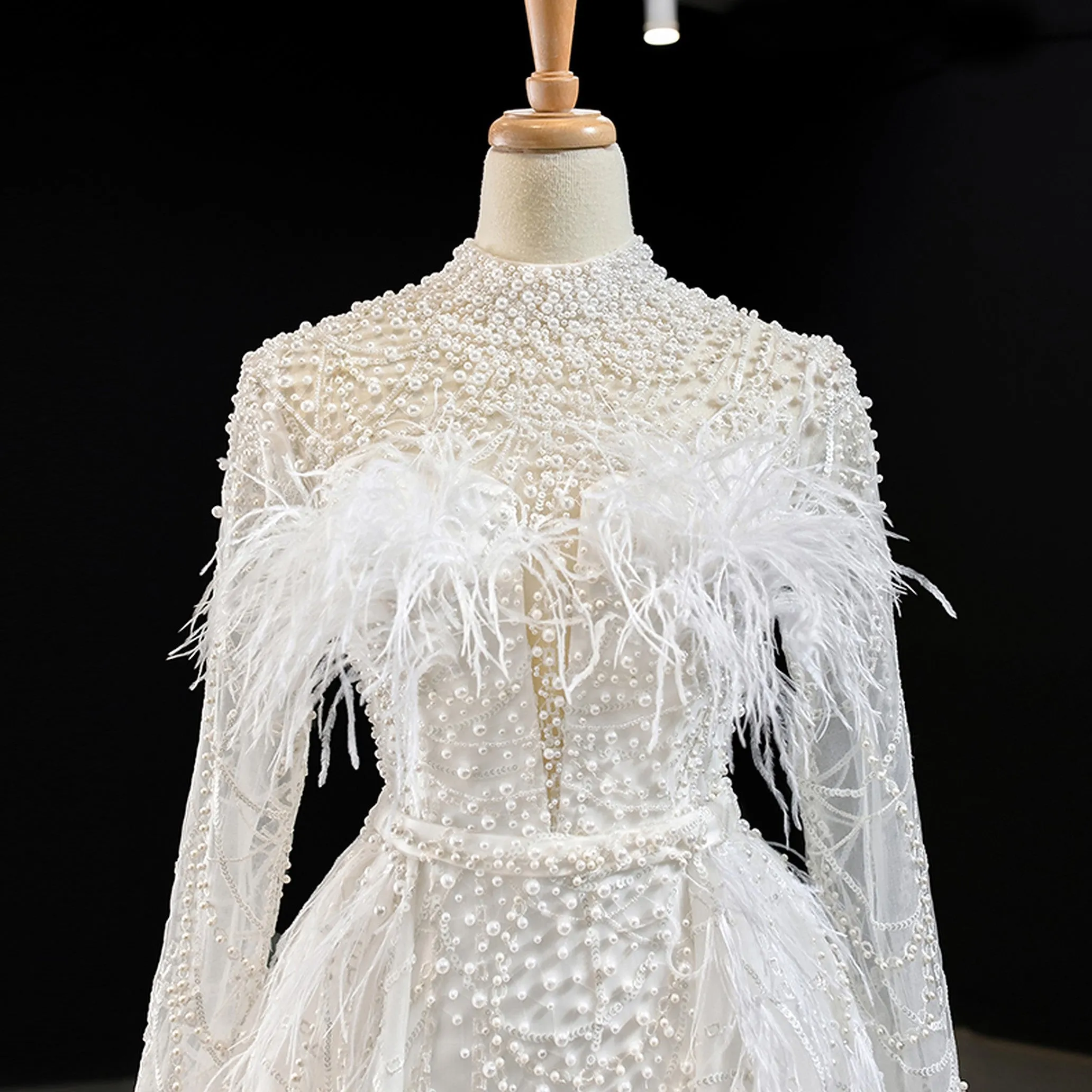 VB Crystal Beading Feather Detachable Train Sheath Wedding Dress