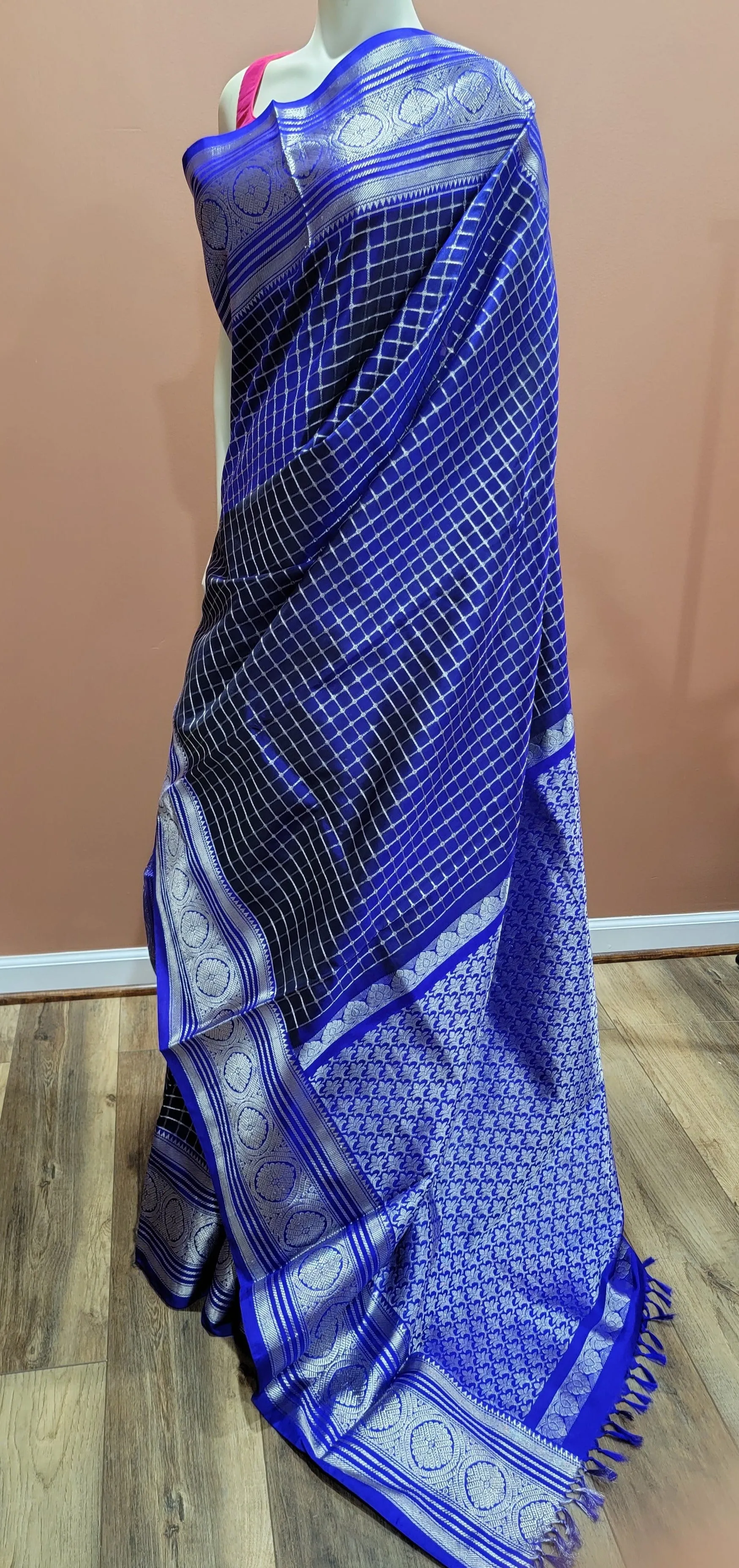 Venkatagiri Silk Saree w/ Blouse in Blue and Blue