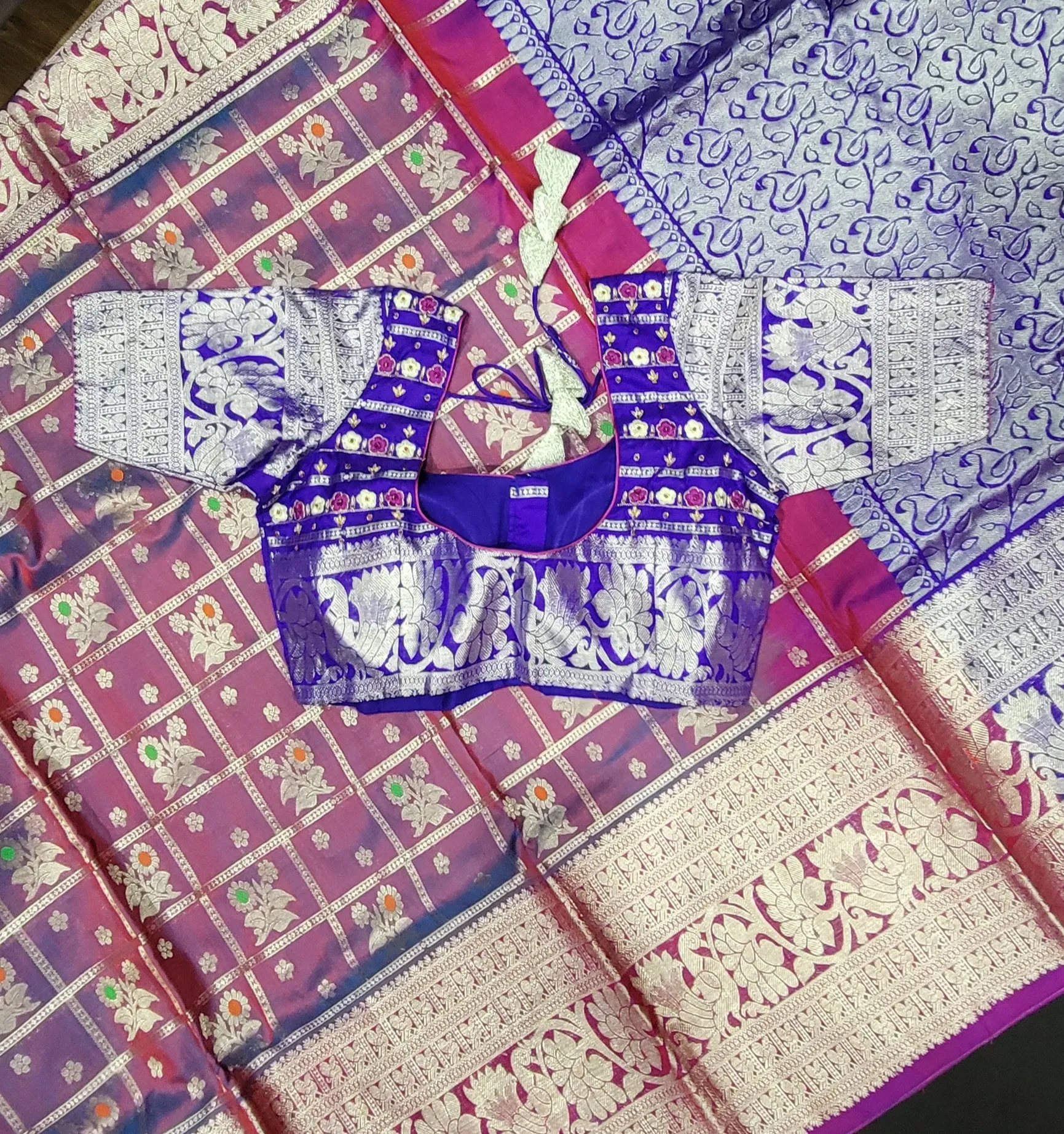 Venkatagiri Silk Saree w/ Blouse in Violet and Blue