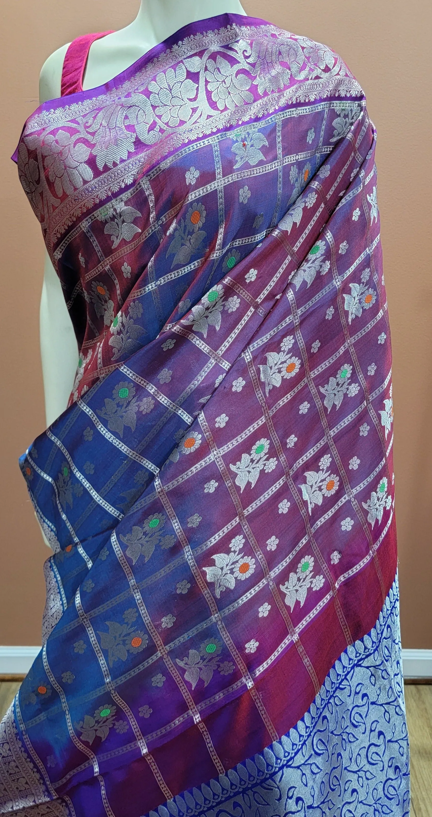 Venkatagiri Silk Saree w/ Blouse in Violet and Blue