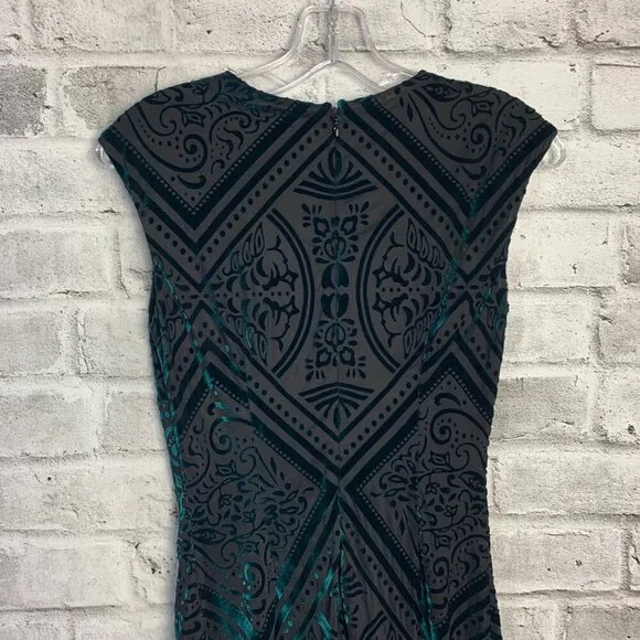 Vince Camuto Green Velvet Burnout Cap Sleeve Bodycon Sheath Dress