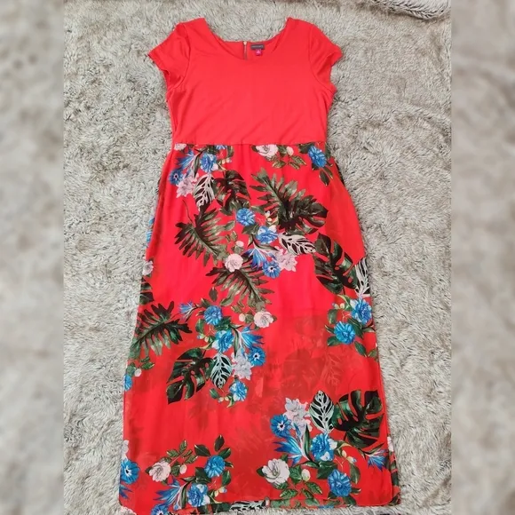 Vince Camuto Short Sleeve Maxi Dress Red With Blue Floral Women's Size XL