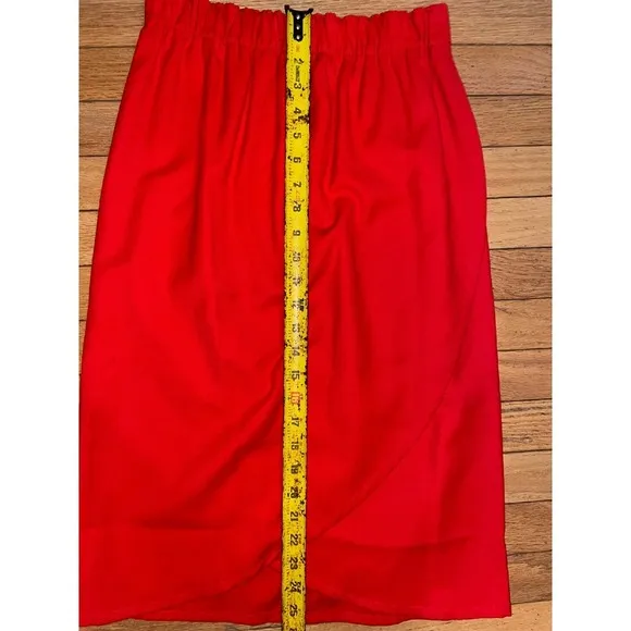 Vintage Escada Red Pencil Skirt 100% Wool elastic waist in Germany Size 4/6