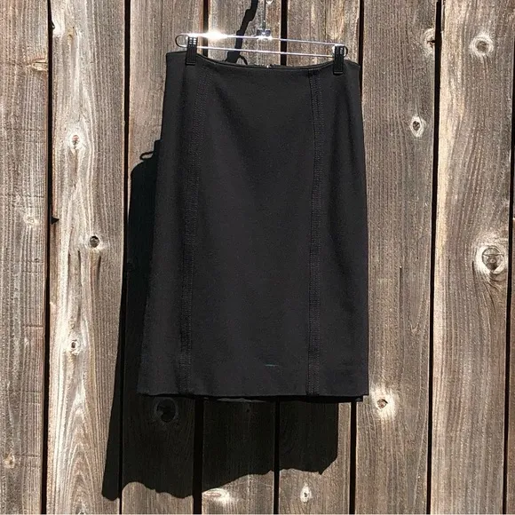 White House Black Market black pencil skirt size 4