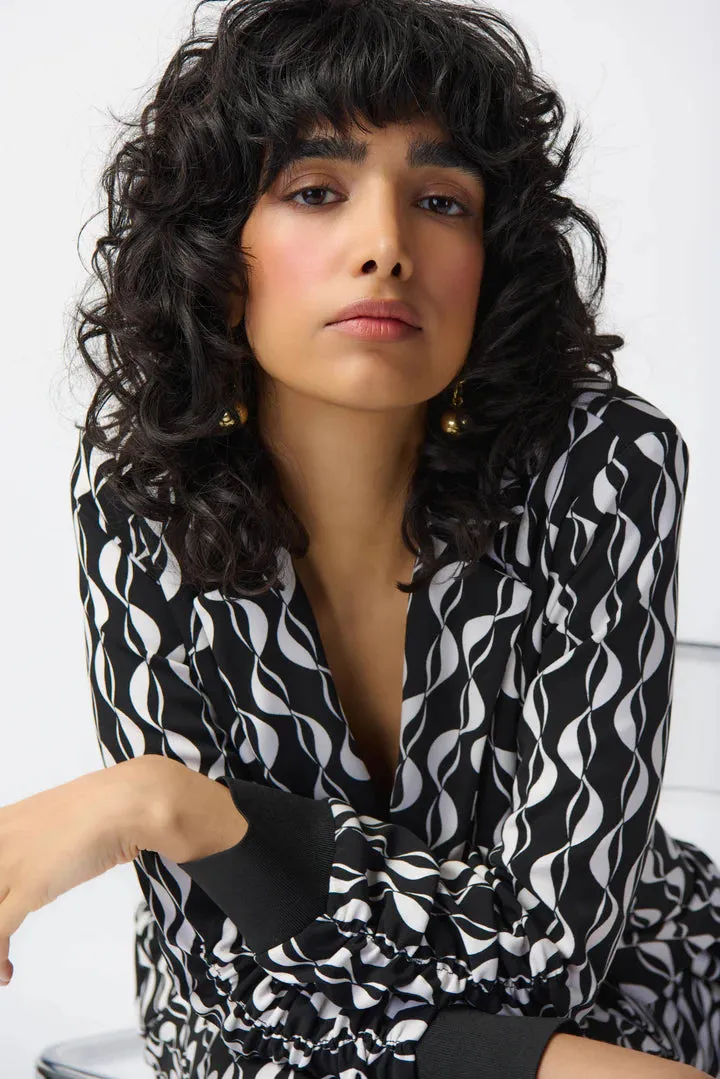 Women's Joseph Ribkoff | Two Tone Wave Print Blazer | Black